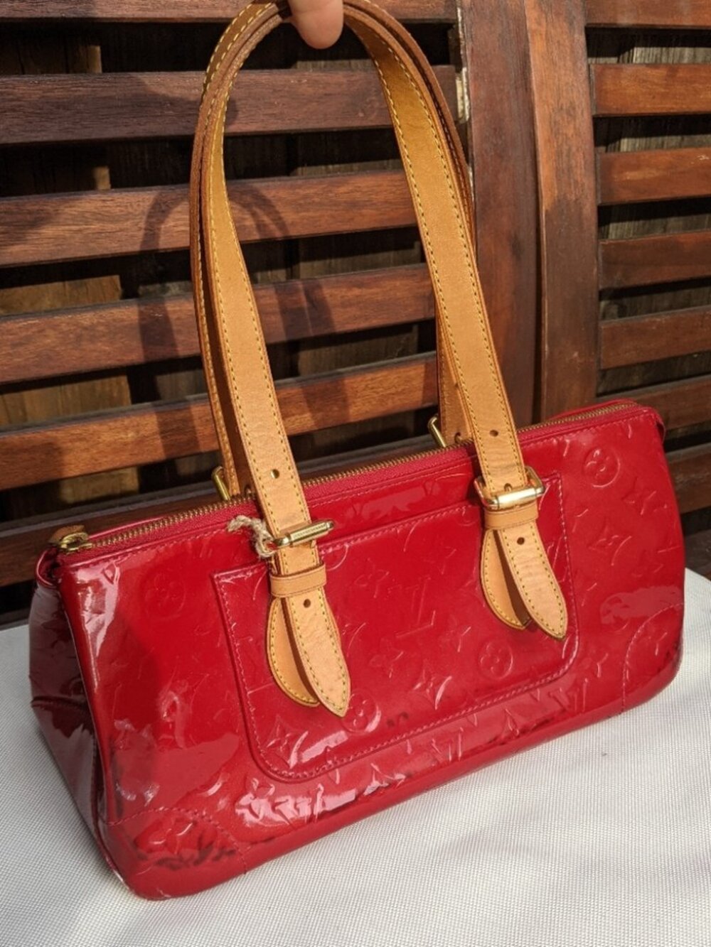 Louis Vuitton bags vernis Tote Bag Rosewood red champagne